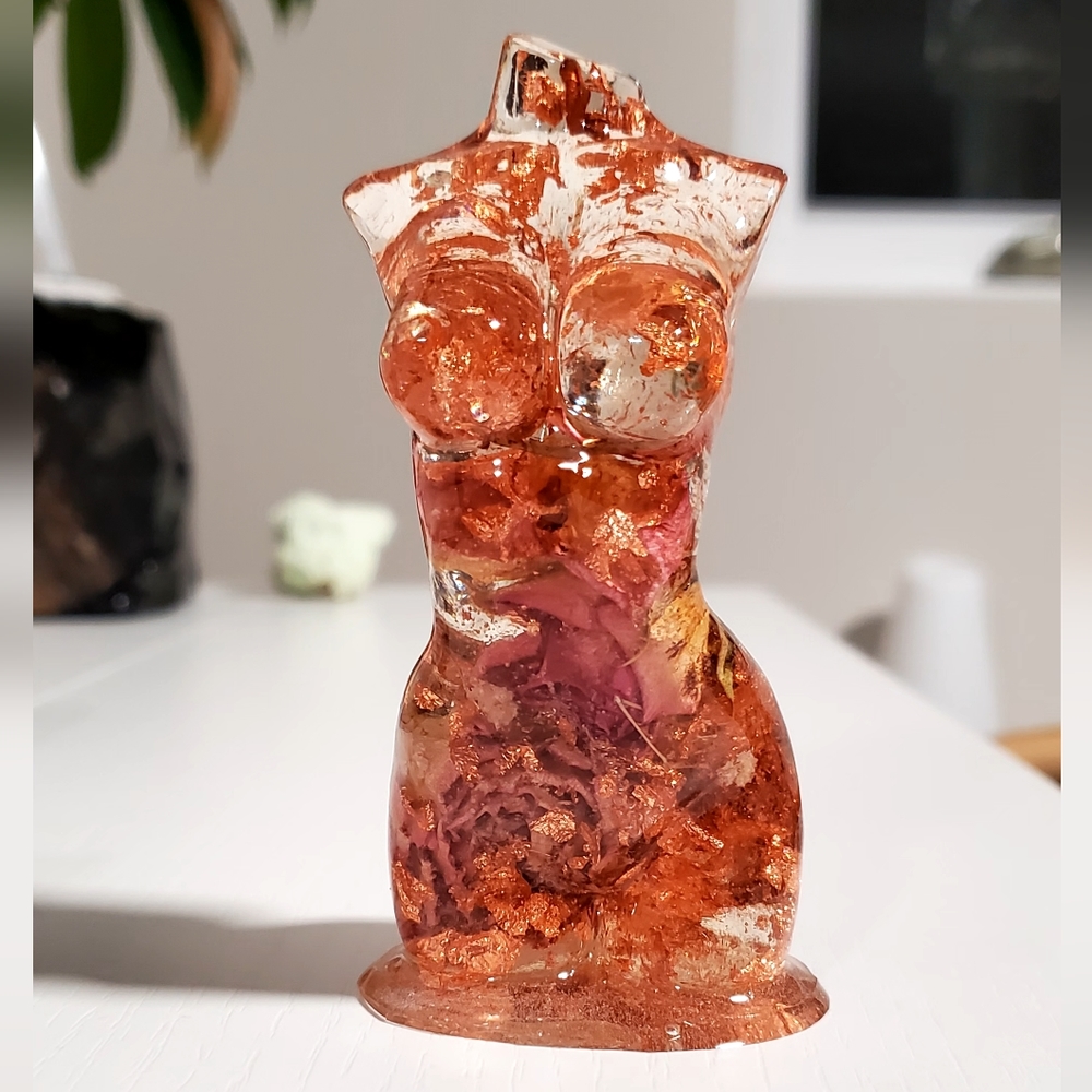 Floral Body Figure - Picture 3 of 5